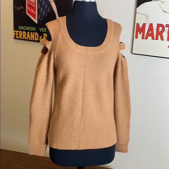 VENUS Sweaters - Cold shoulder scoop neck sweater